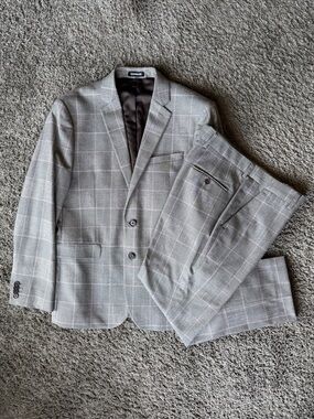 Express Gray Windowpane Plaid Suit Jacket & Pants